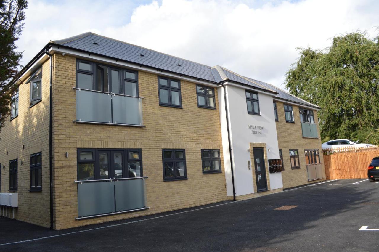 The 'Pinky' - Beautiful 1 Bed Apartment In Hatfield - Free Parking - Near Uni & Business Park - Big Savings On Long Stays Экстерьер фото